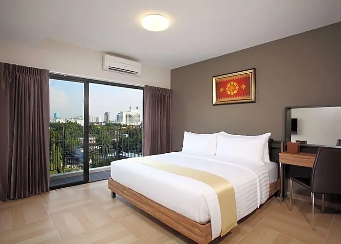 Chiva Hotel 3*